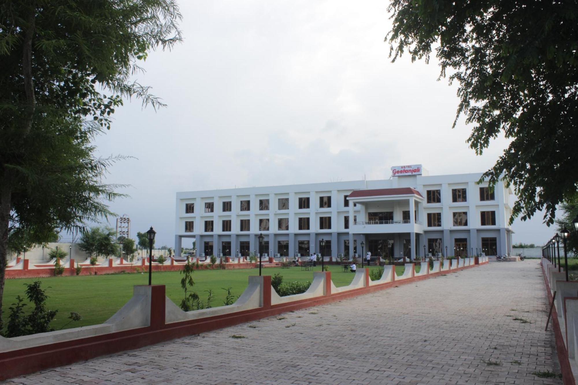 Geetanjali Hotel & Motel 珀勒德布尔 外观 照片