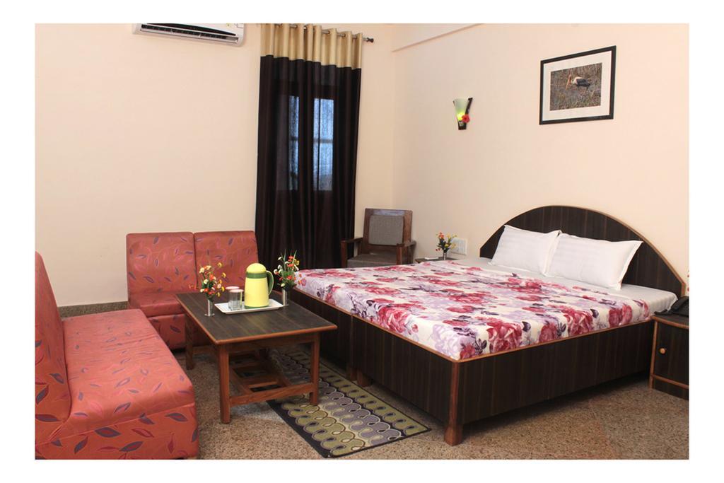 Geetanjali Hotel & Motel 珀勒德布尔 客房 照片