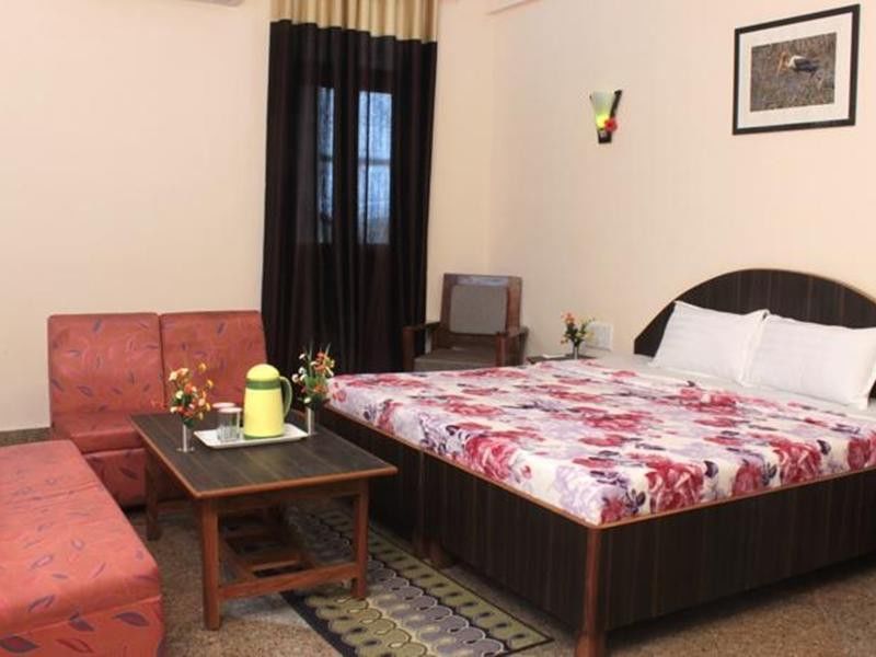 Geetanjali Hotel & Motel 珀勒德布尔 外观 照片