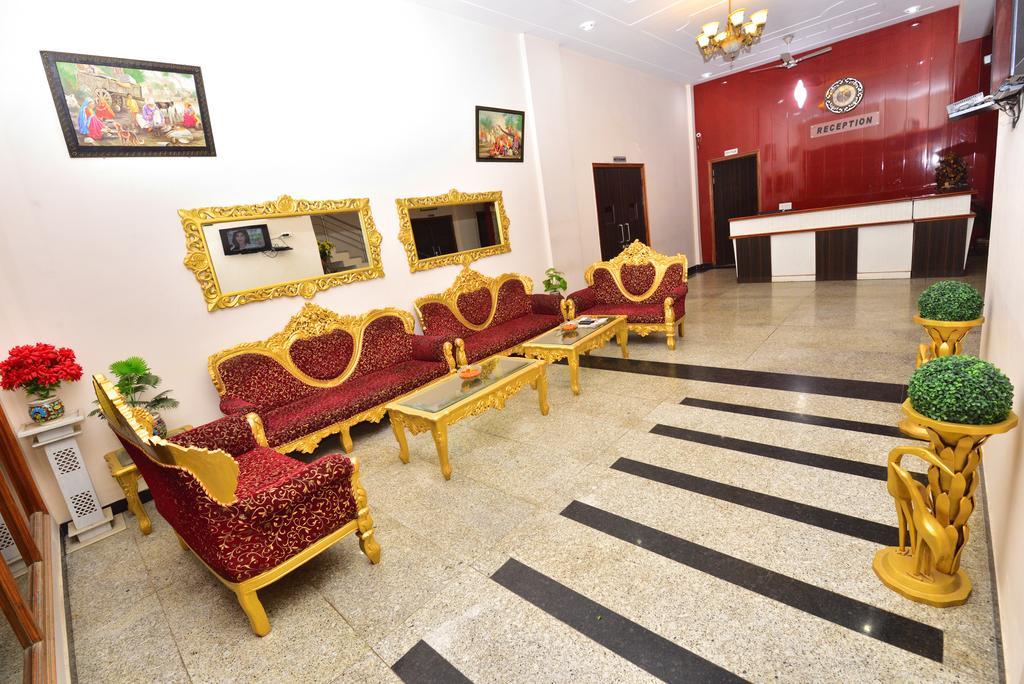 Geetanjali Hotel & Motel 珀勒德布尔 外观 照片