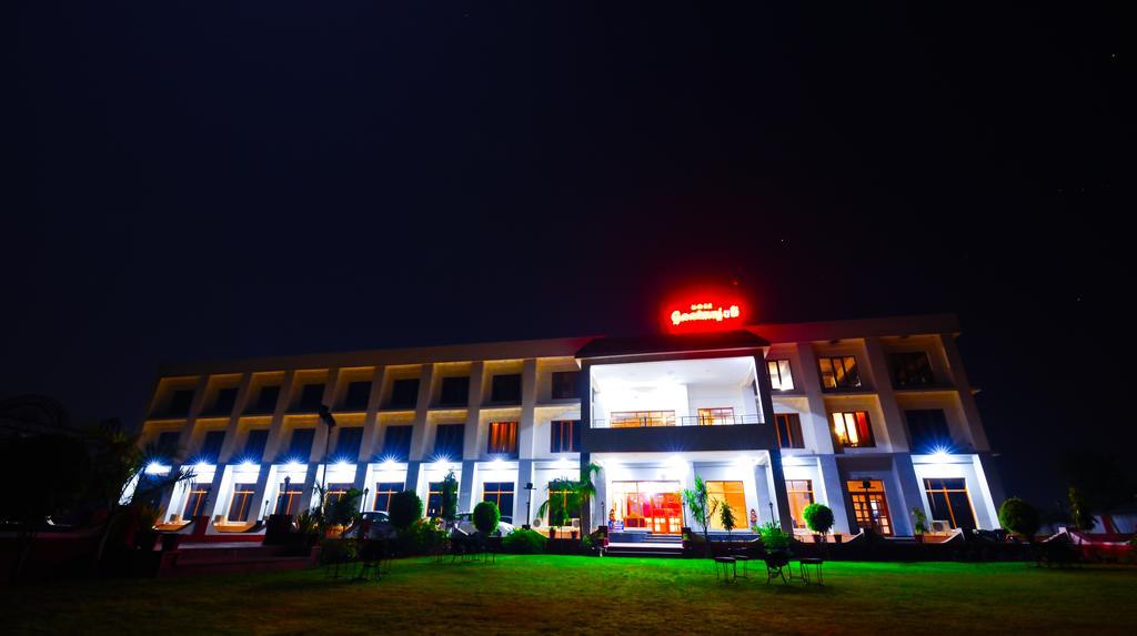 Geetanjali Hotel & Motel 珀勒德布尔 外观 照片